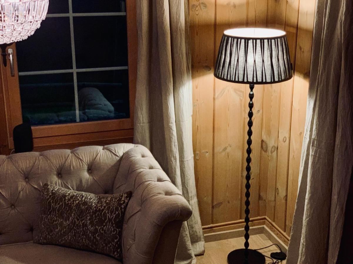 Sumvitg Casa Pasch - Boutique Bed And Breakfast In Cumpadials المظهر الخارجي الصورة
